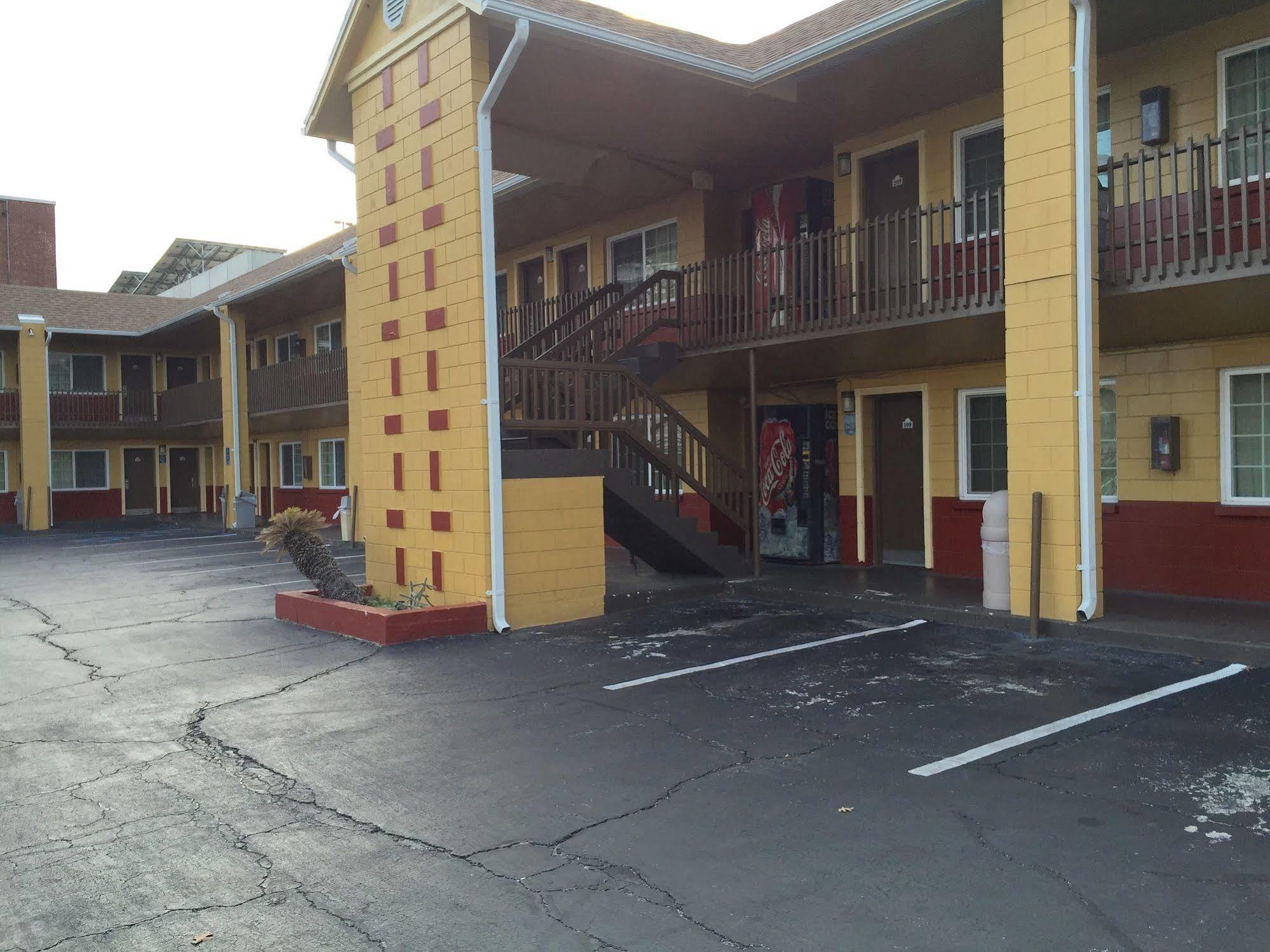 Gainesville Lodge Exterior foto
